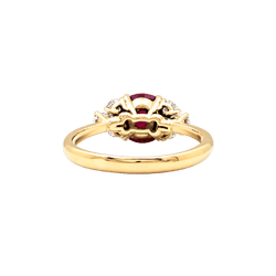 Ring yellow gold, rubies and diamonds.