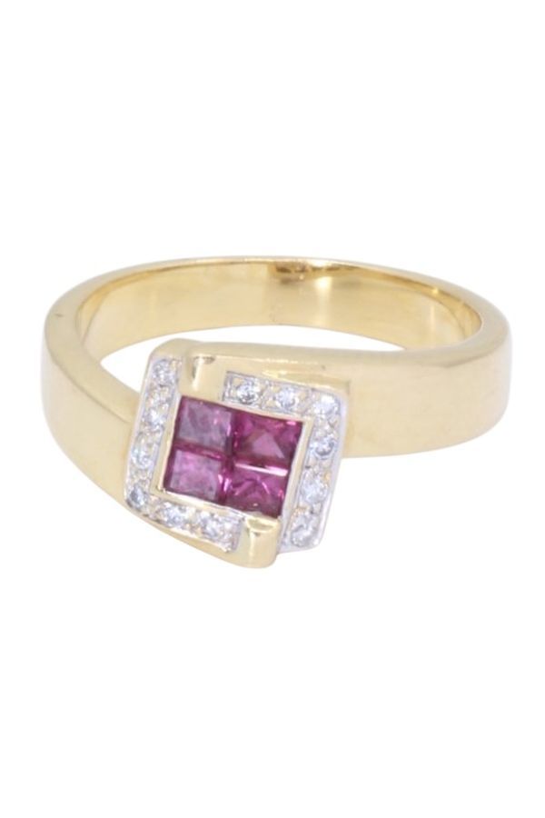 Bague en or jaune, rubis et diamants - Castafiore