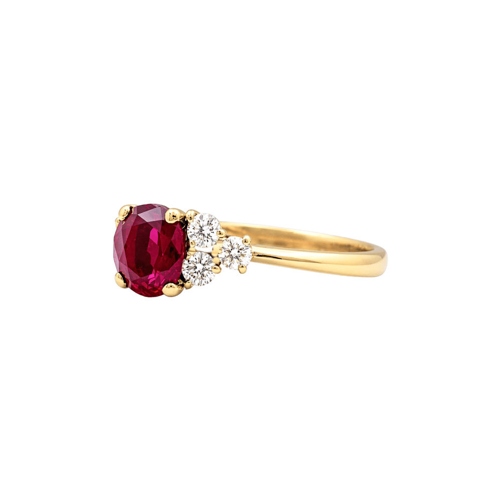 Ring yellow gold, rubies and diamonds.