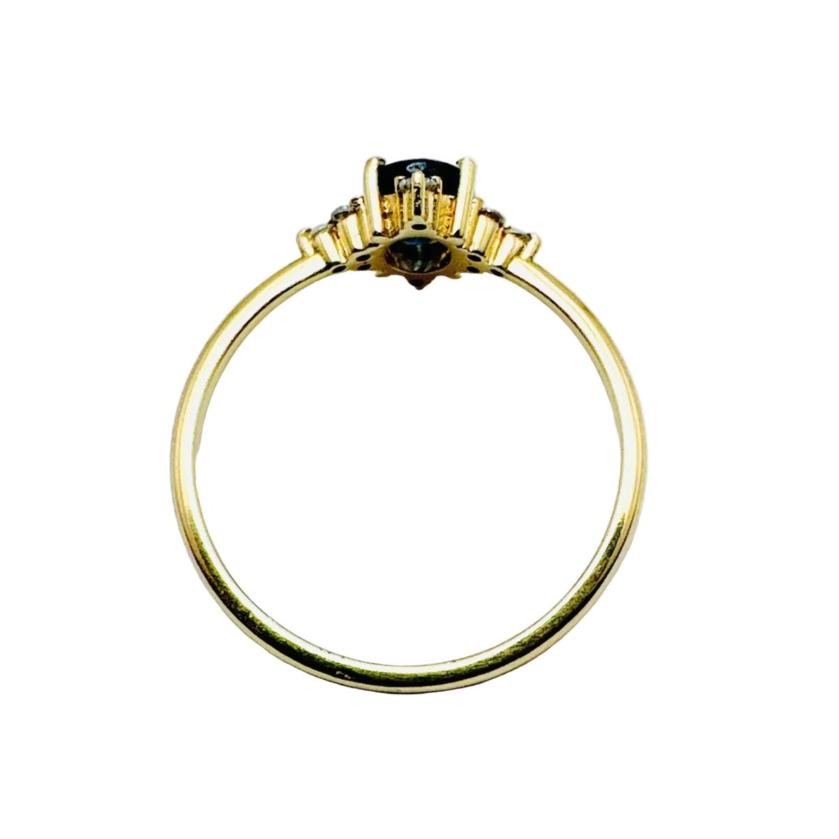 Bague en or jaune, saphir bleu, et diamants - Castafiore