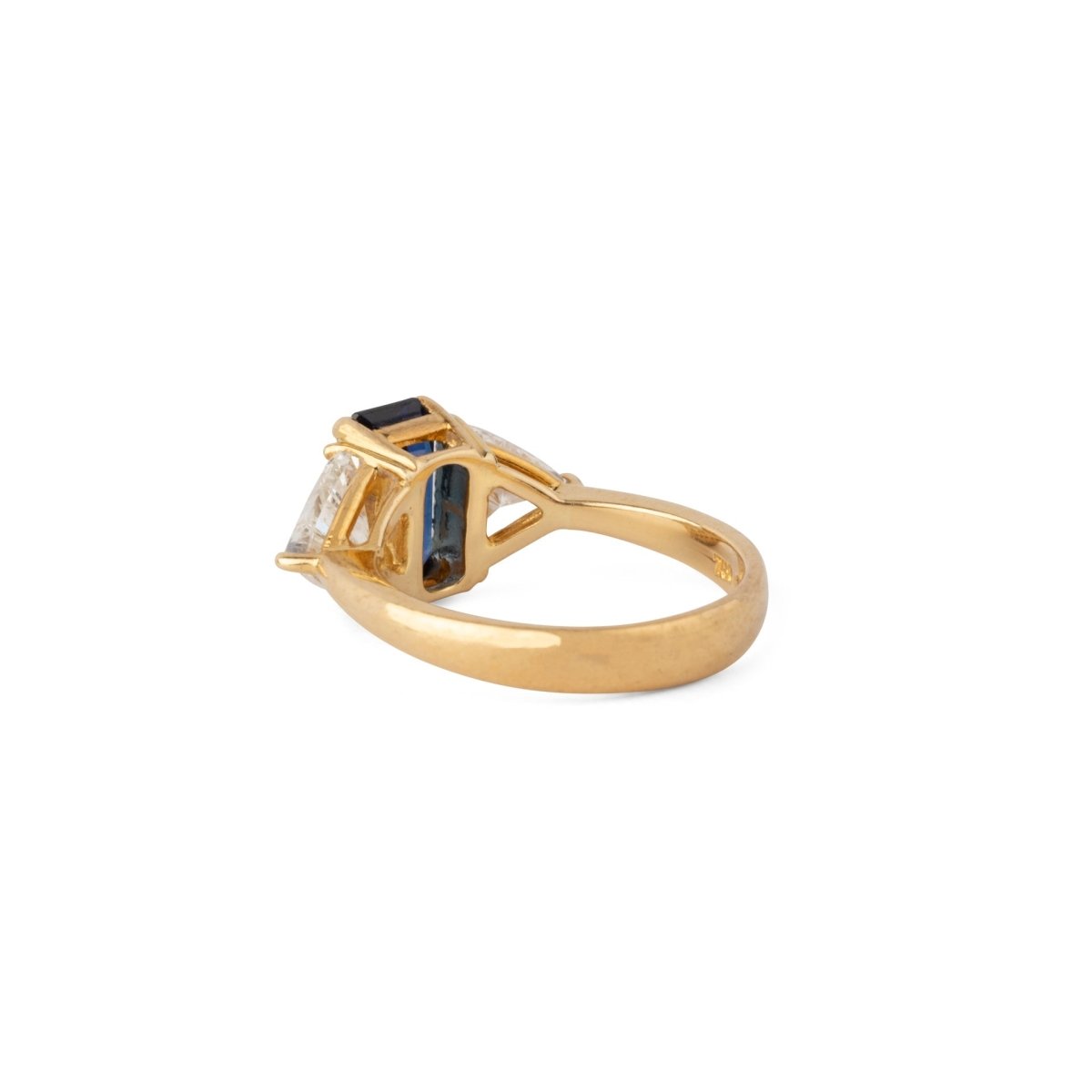 Bague en or jaune, saphir, émeraude et diamants - Castafiore