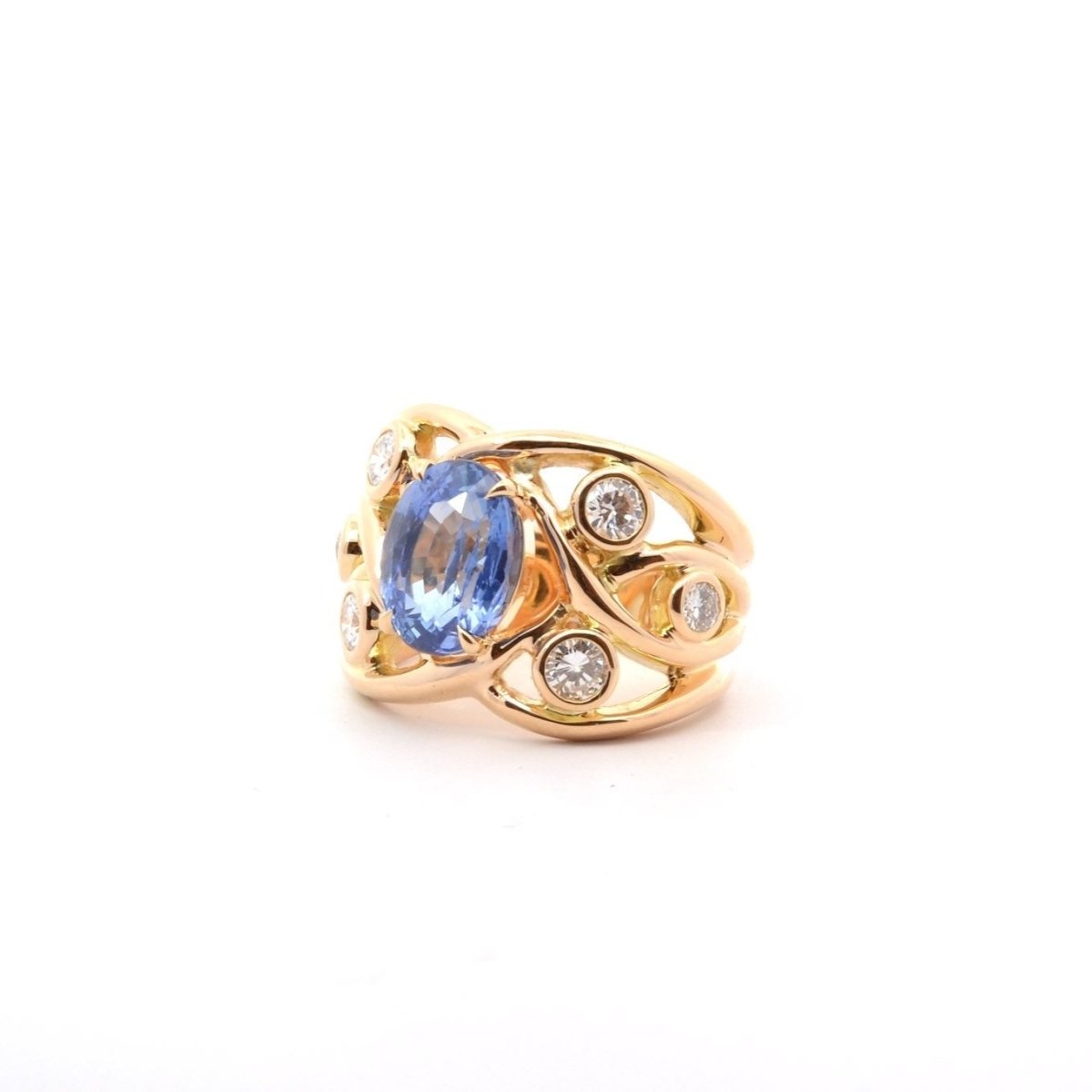 Bague en or jaune, saphir et diamants - Castafiore