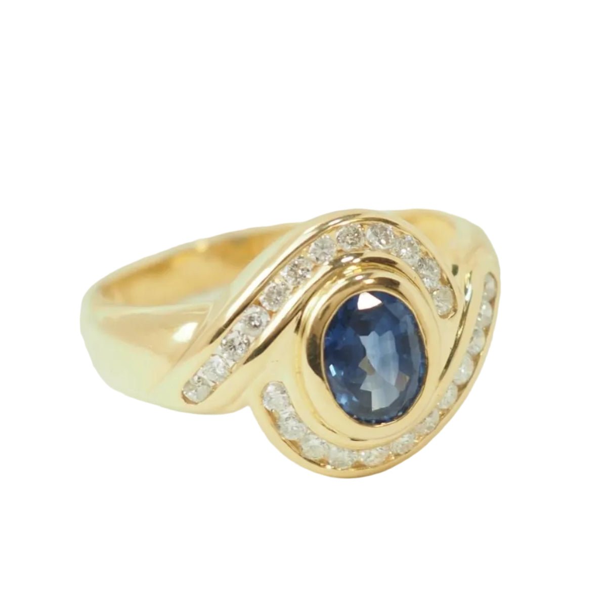 Bague en or jaune, saphir, et diamants - Castafiore