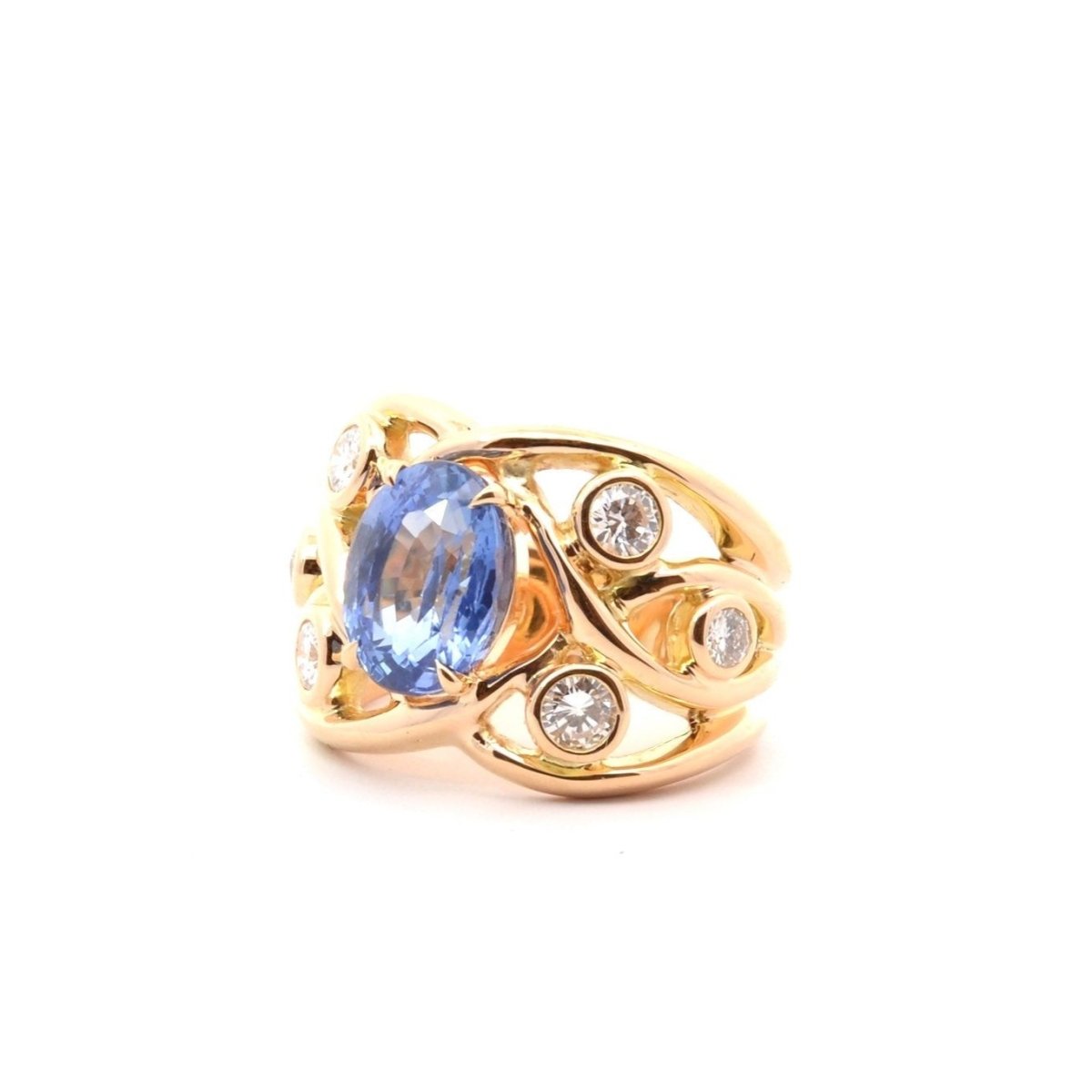 Bague en or jaune, saphir et diamants - Castafiore