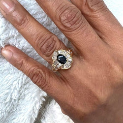 Bague en or jaune, saphir et diamants - Castafiore