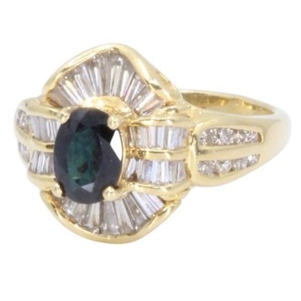 Bague en or jaune, saphir et diamants - Castafiore