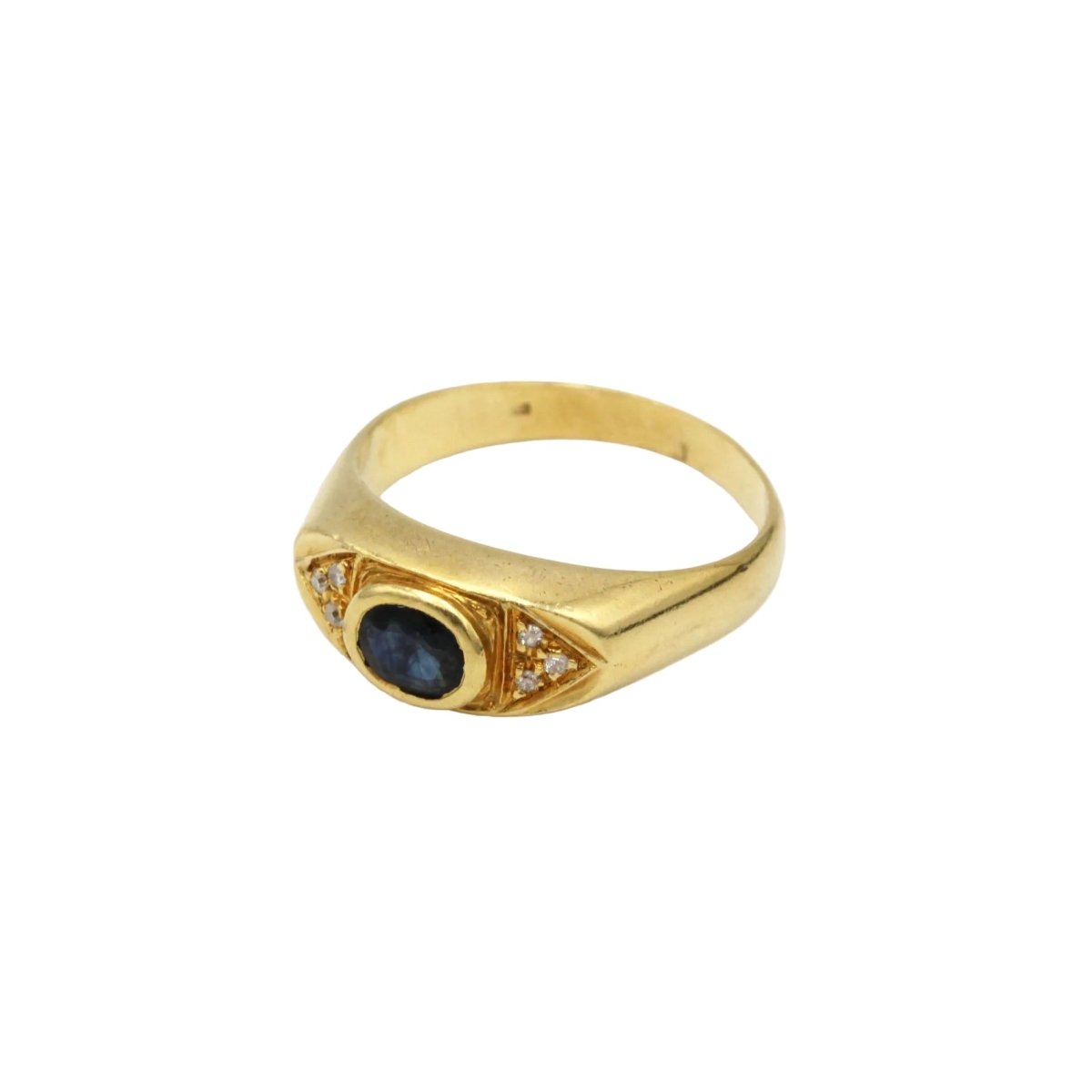 Bague en or jaune, saphir et diamants - Castafiore