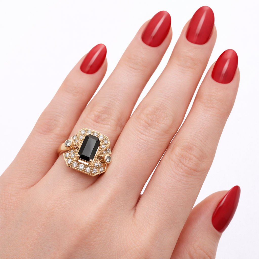 Bague en or jaune, saphir, et diamants - Castafiore