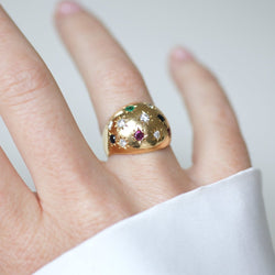 Bague en or jaune, saphirs, émeraudes, rubis, et diamants - Castafiore