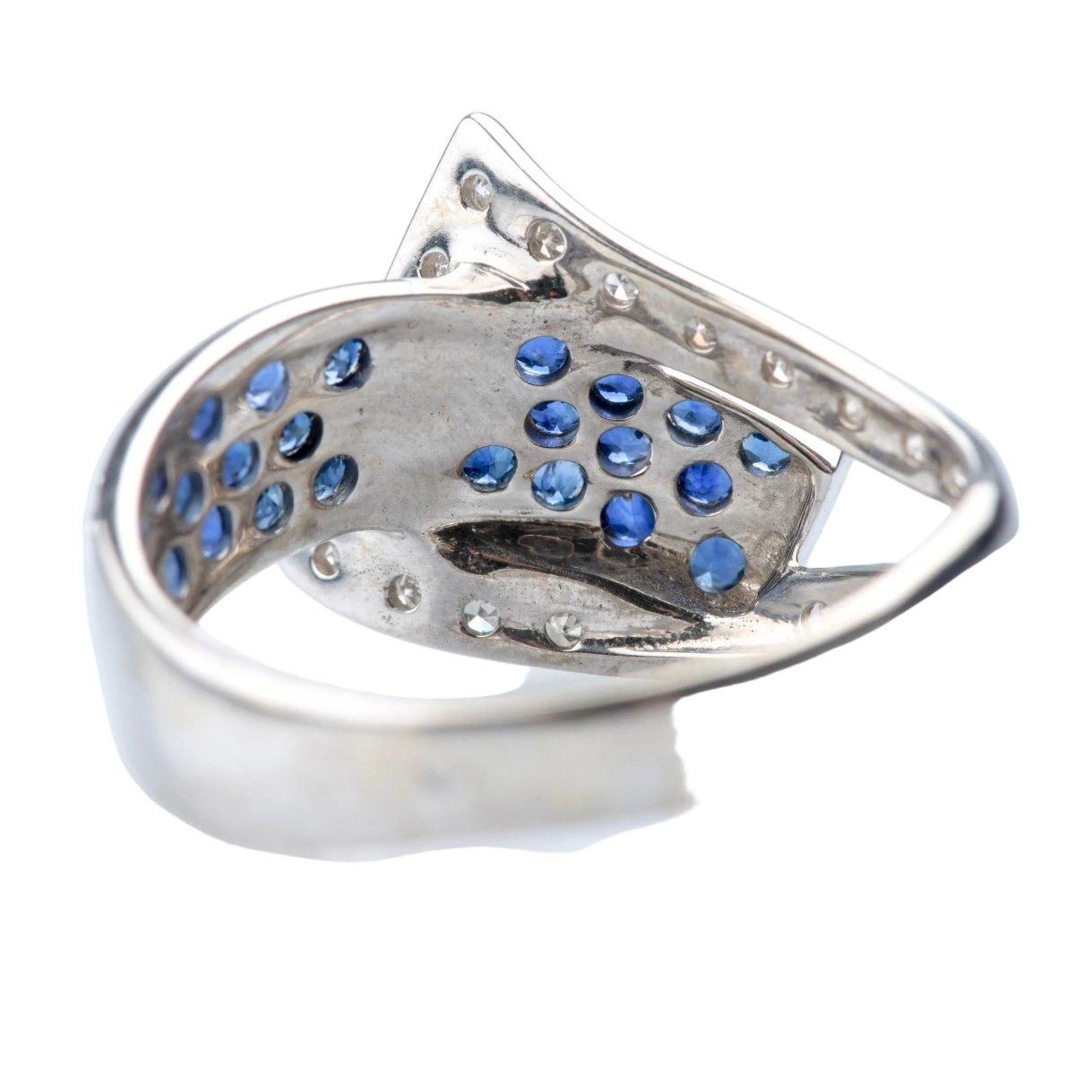 Bague en or jaune, saphirs et diamants - Castafiore