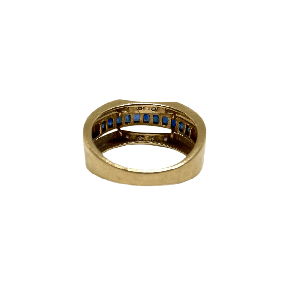 Bague en or jaune, saphirs et diamants - Castafiore