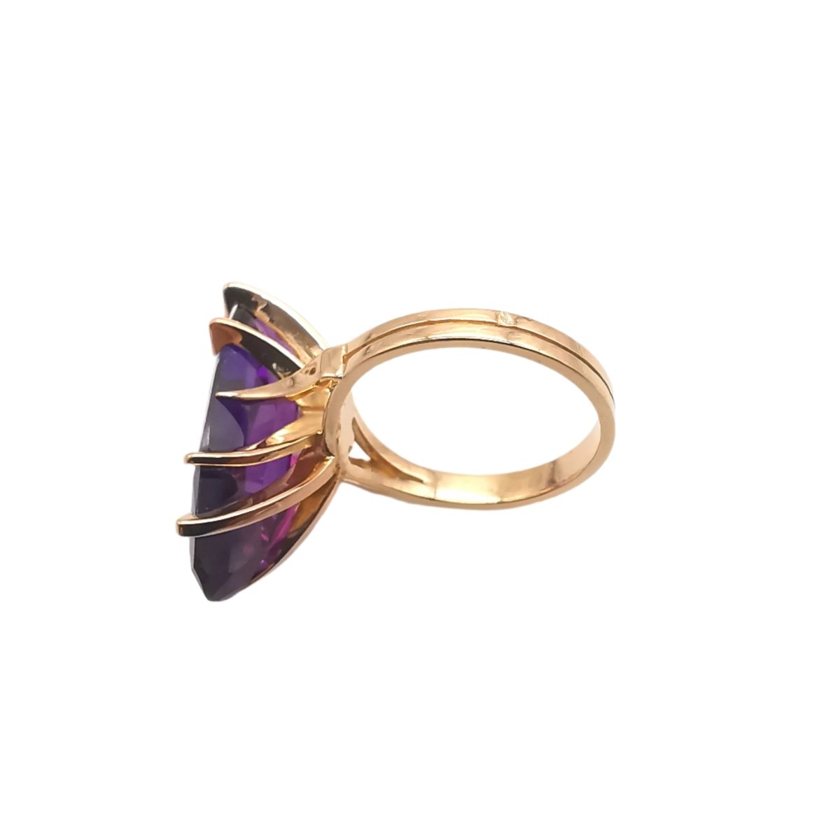 Bague en or rose et améthyste - Castafiore