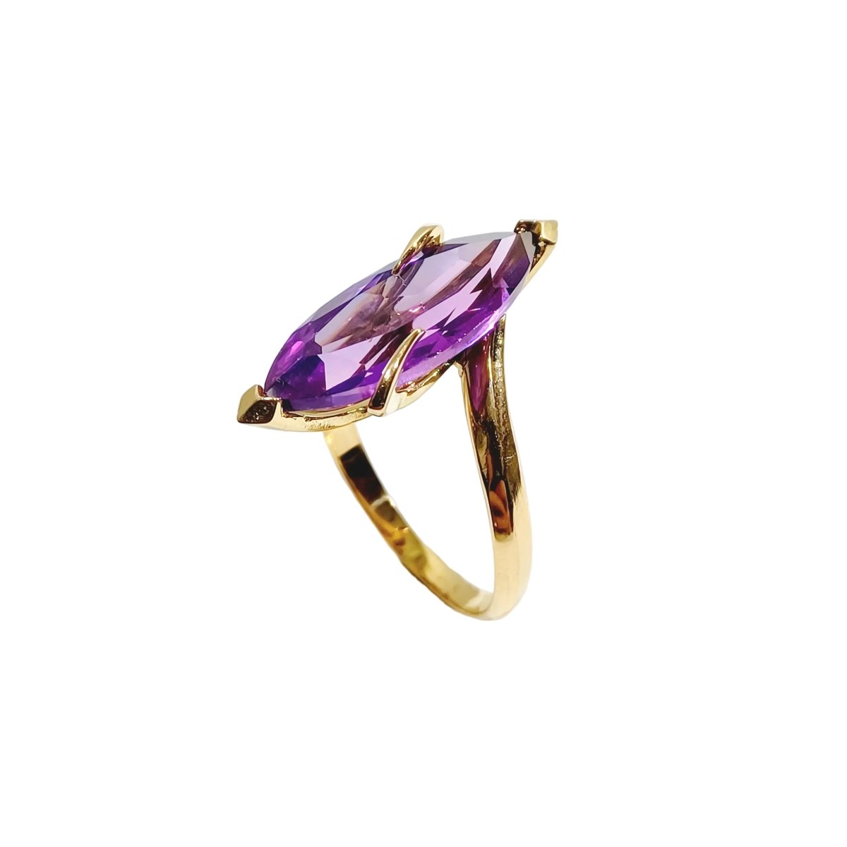 Bague en or rose et améthyste - Castafiore