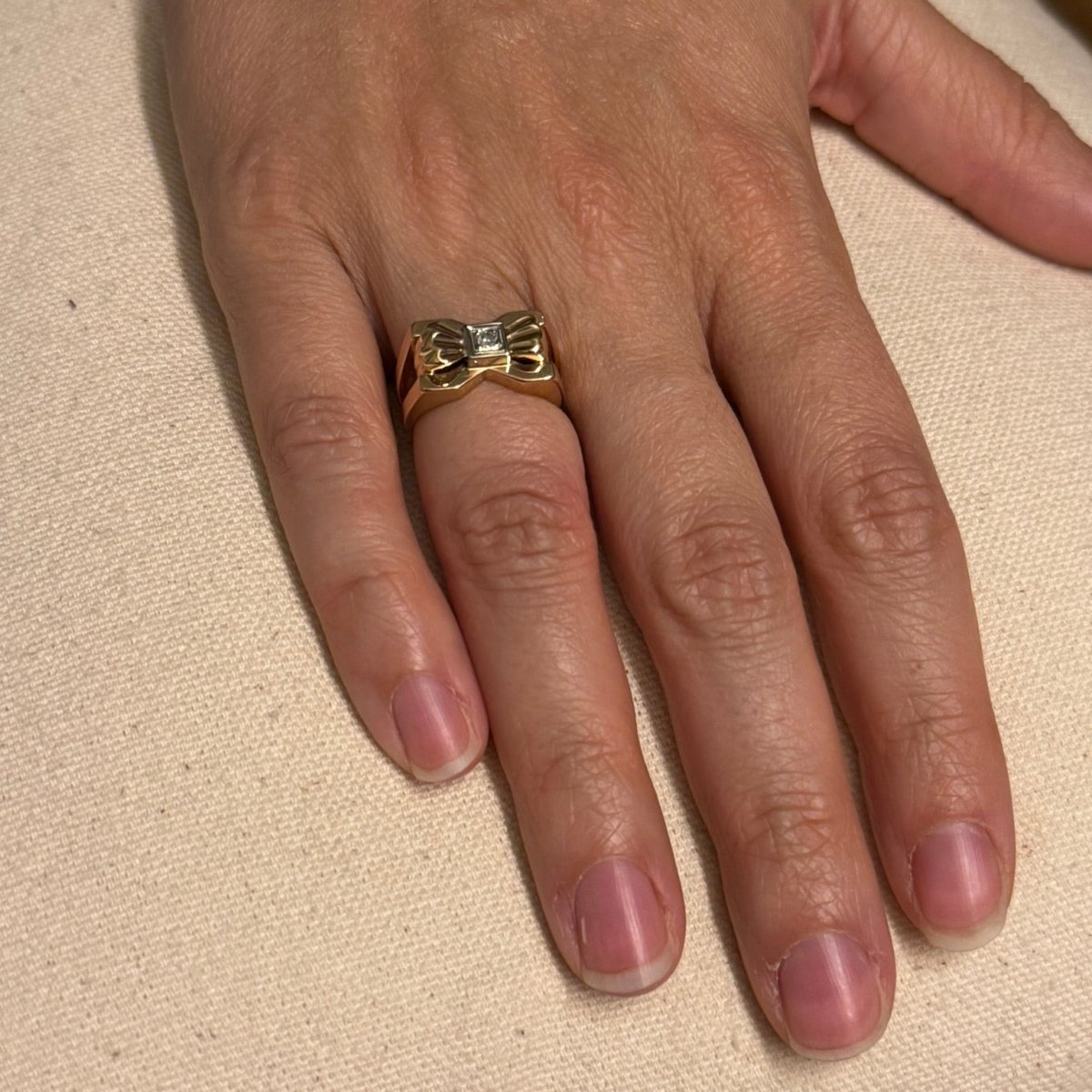 Bague en or rose et diamants - Castafiore