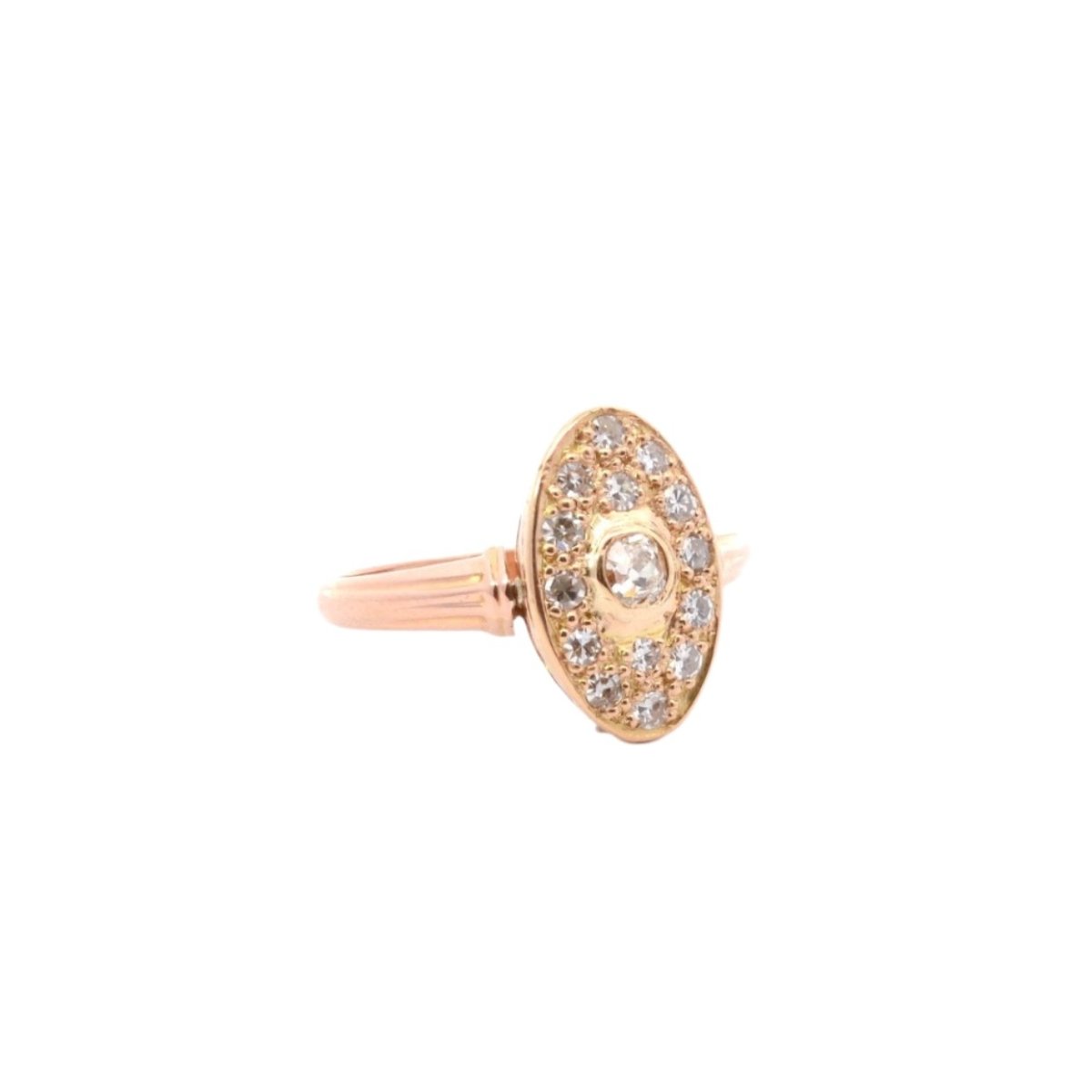 Bague en or rose, platine et diamants - Castafiore