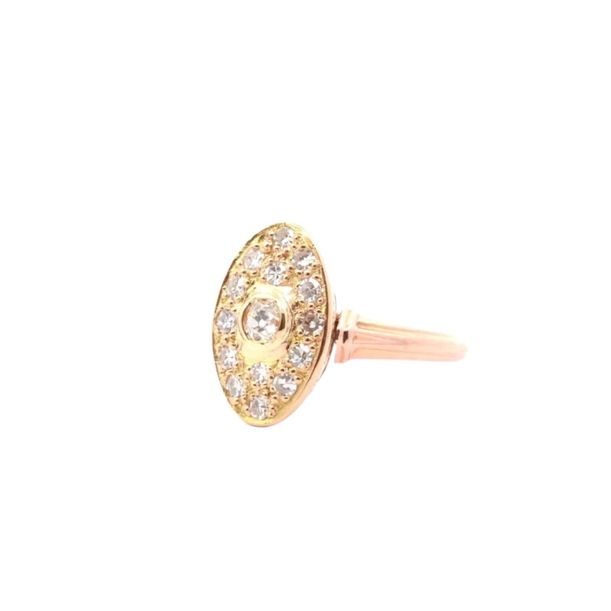 Bague en or rose, platine et diamants - Castafiore