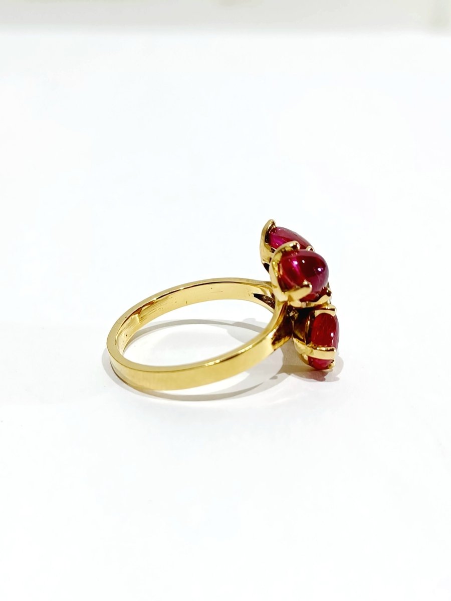 Bague En Or, Rubis Et Diamants - Castafiore