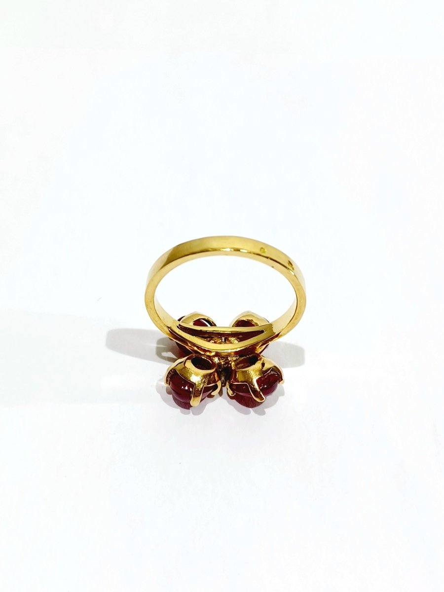 Bague En Or, Rubis Et Diamants - Castafiore