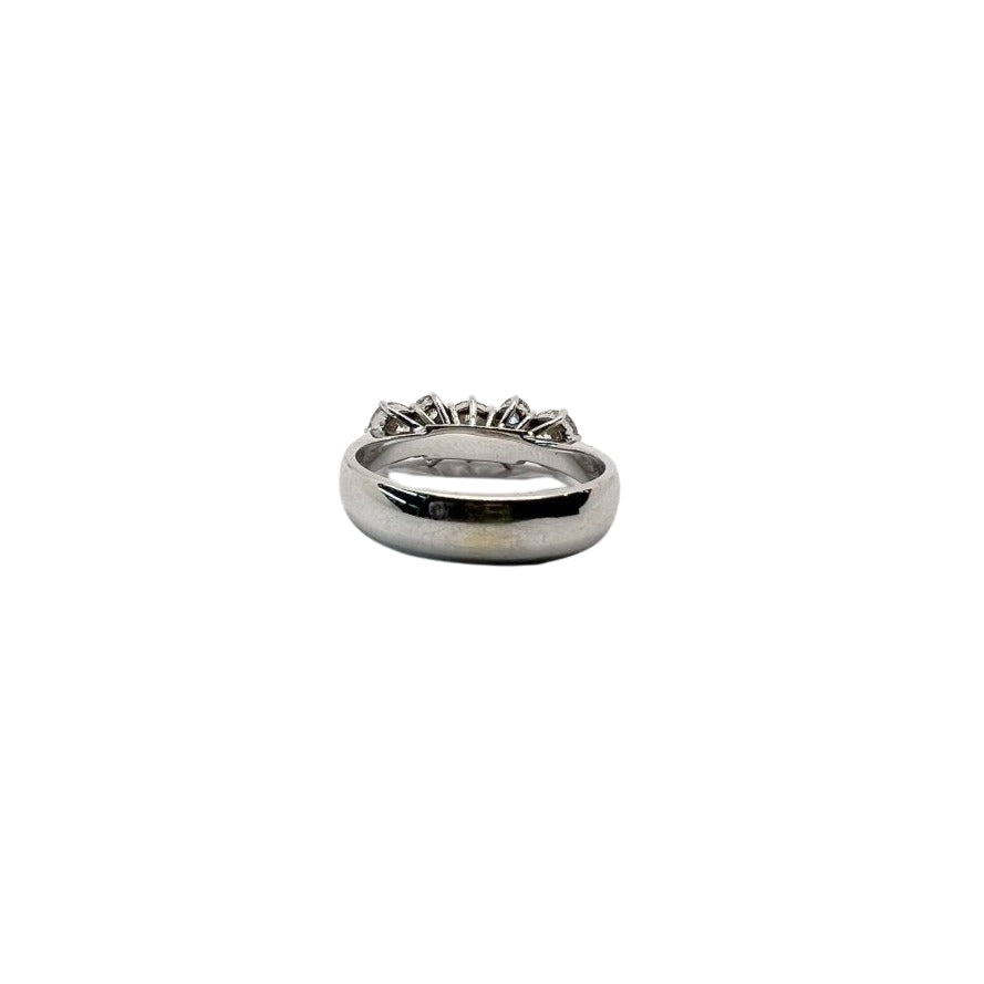 Bague en or sertie de diamants naturels, signée Crivelli - Castafiore