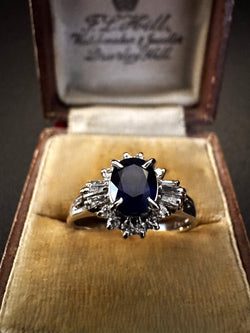 Bague en platine avec saphir et diamants - Castafiore