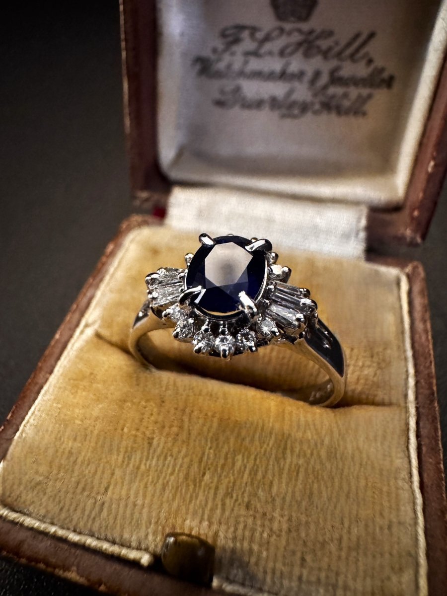 Bague en platine avec saphir et diamants - Castafiore