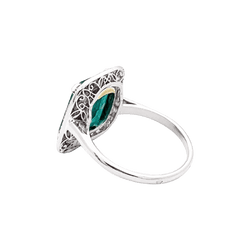 Bague en platine, émeraude et diamants - Castafiore