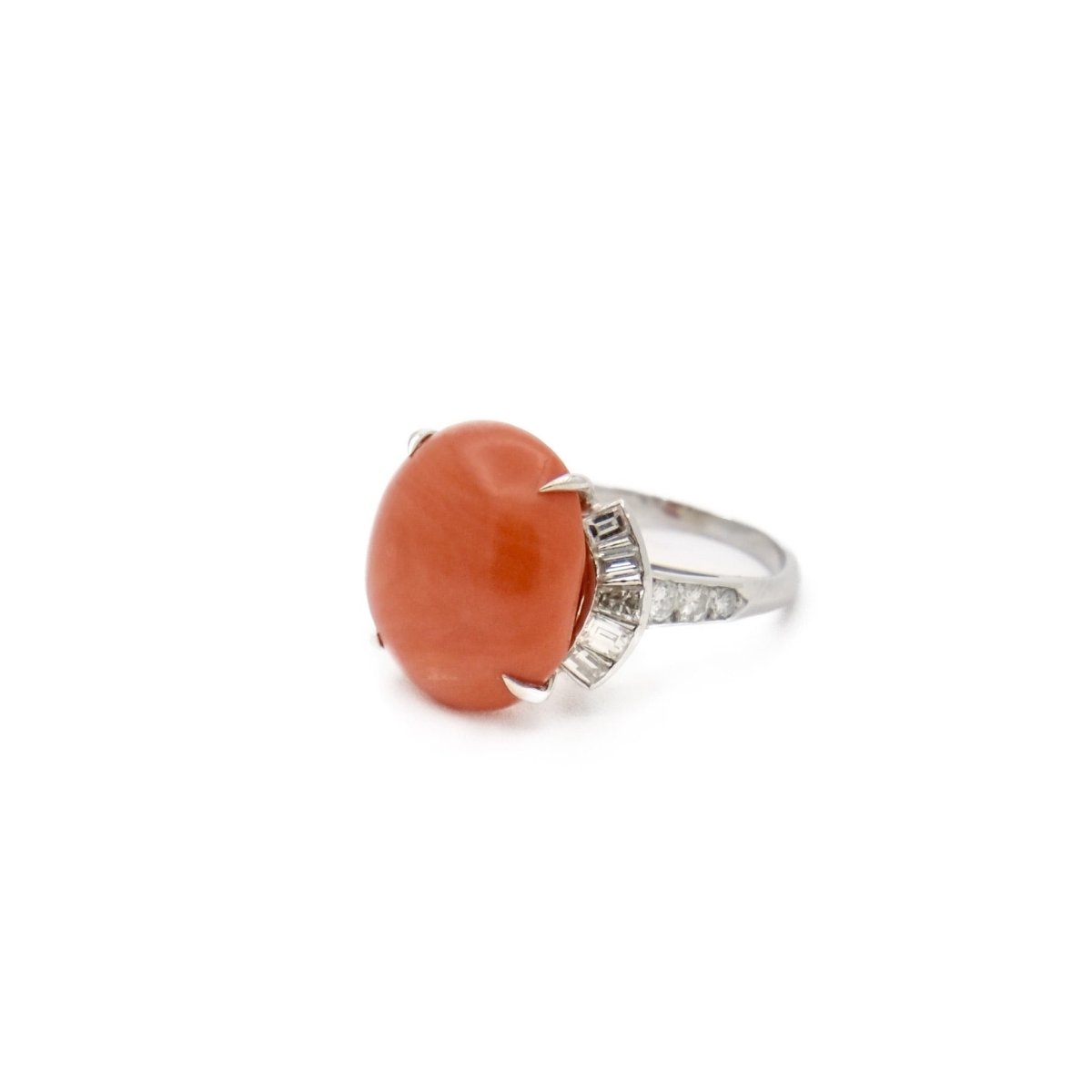 Bague en platine et corail - Castafiore