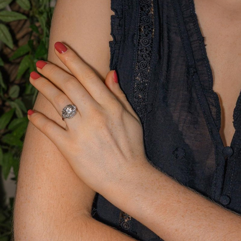 Bague en platine et diamants - Castafiore