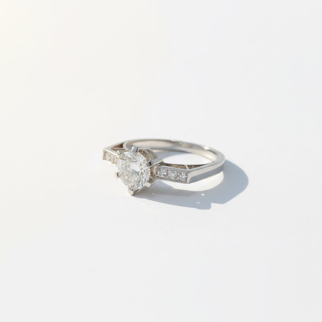 Bague en platine et diamants - Castafiore