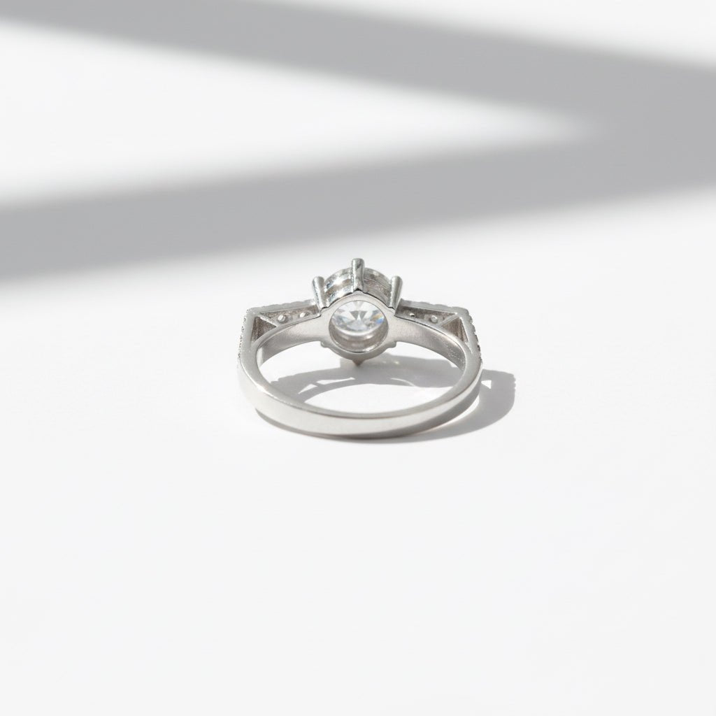 Bague en platine et diamants - Castafiore