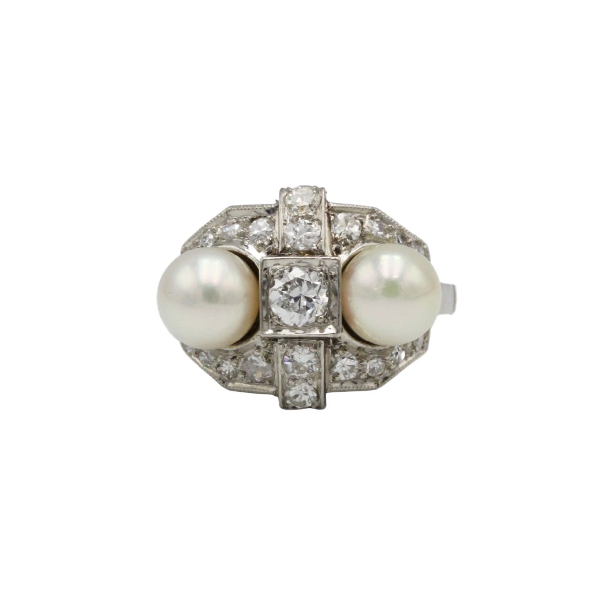 Bague en platine, perles et diamants - Castafiore