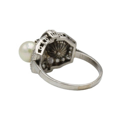 Bague en platine, perles et diamants - Castafiore