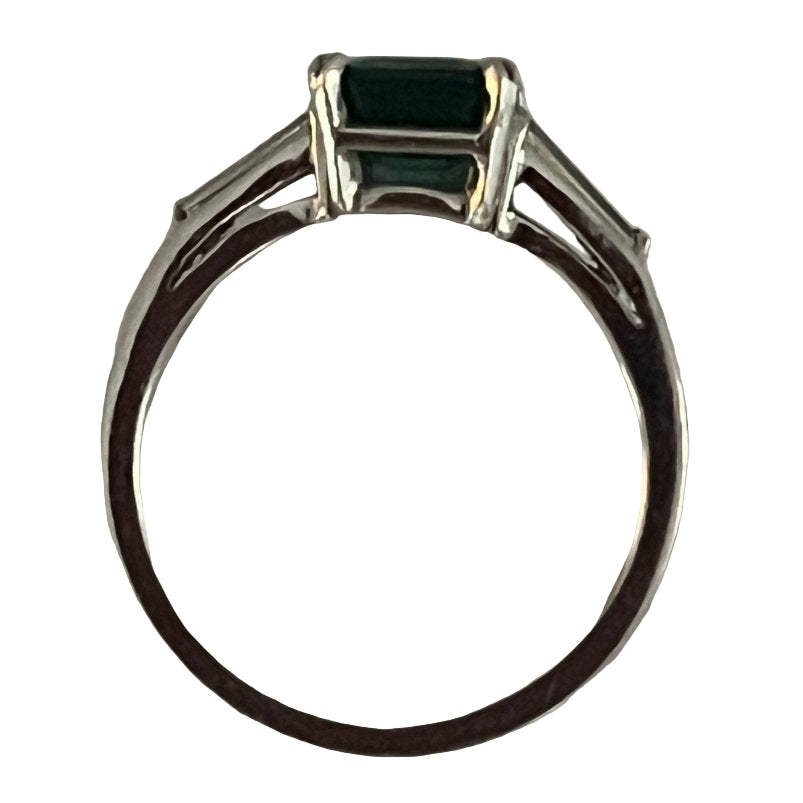 Bague en platine pierre verte et diamants - Castafiore