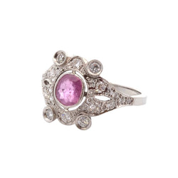 Bague en platine, rubis et diamants - Castafiore