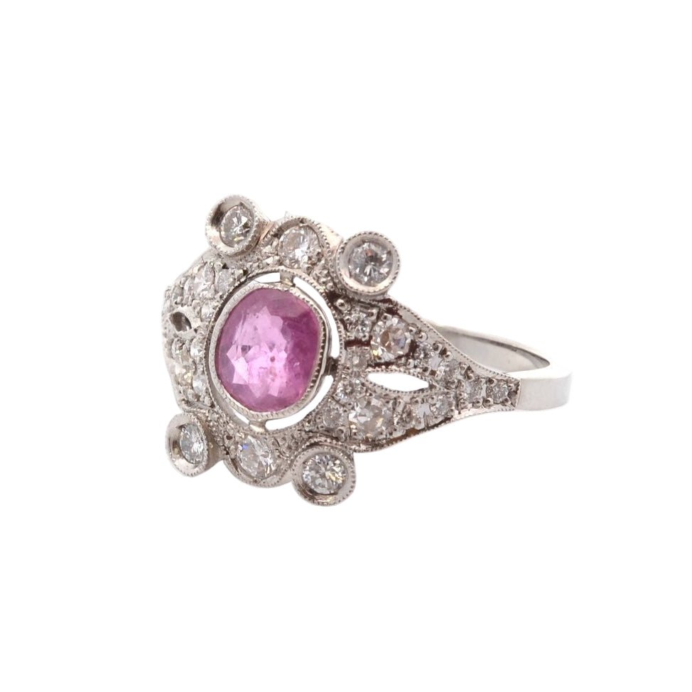 Bague en platine, rubis et diamants - Castafiore