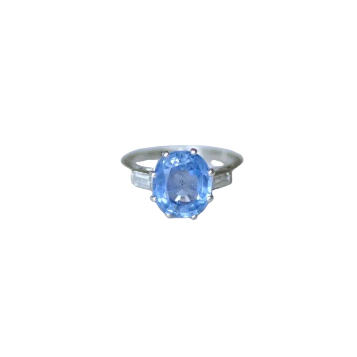 Bague en platine, saphir, et diamants - Castafiore