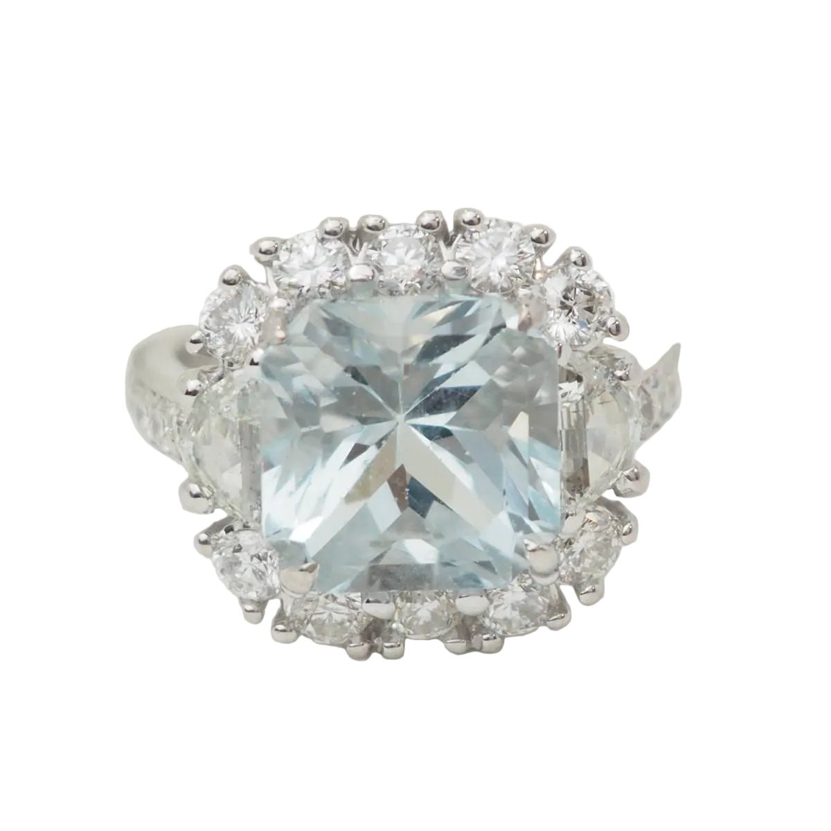 Bague Entourage en or blanc, aigue-marine et diamants - Castafiore