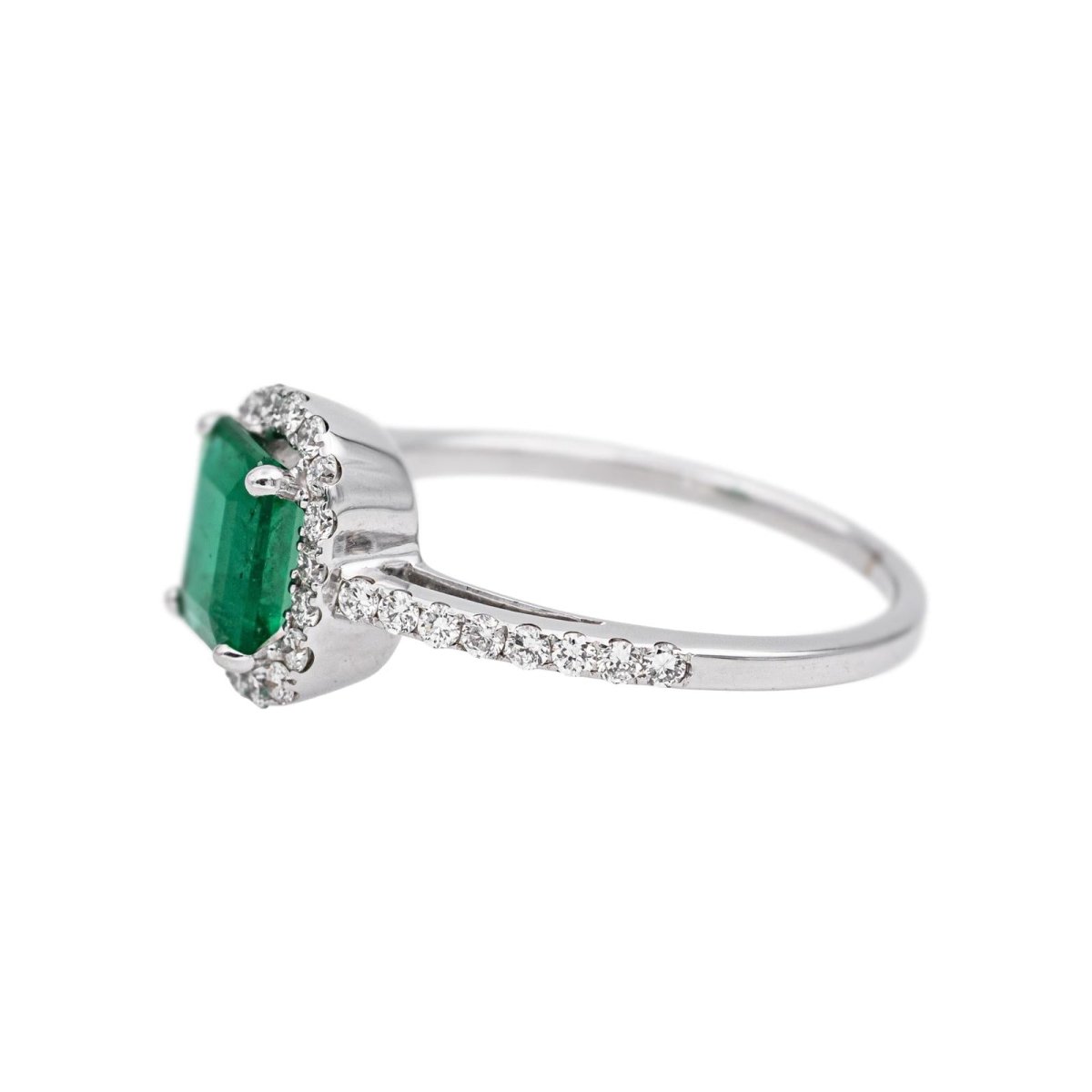 Bague Entourage en or blanc, émeraude et diamants - Castafiore