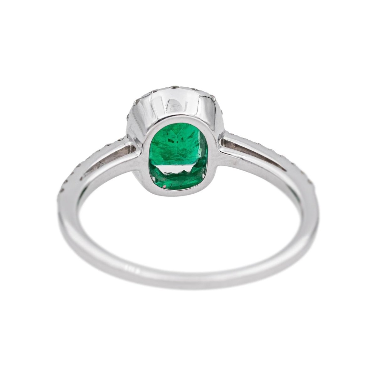 Bague Entourage en or blanc, émeraude et diamants - Castafiore