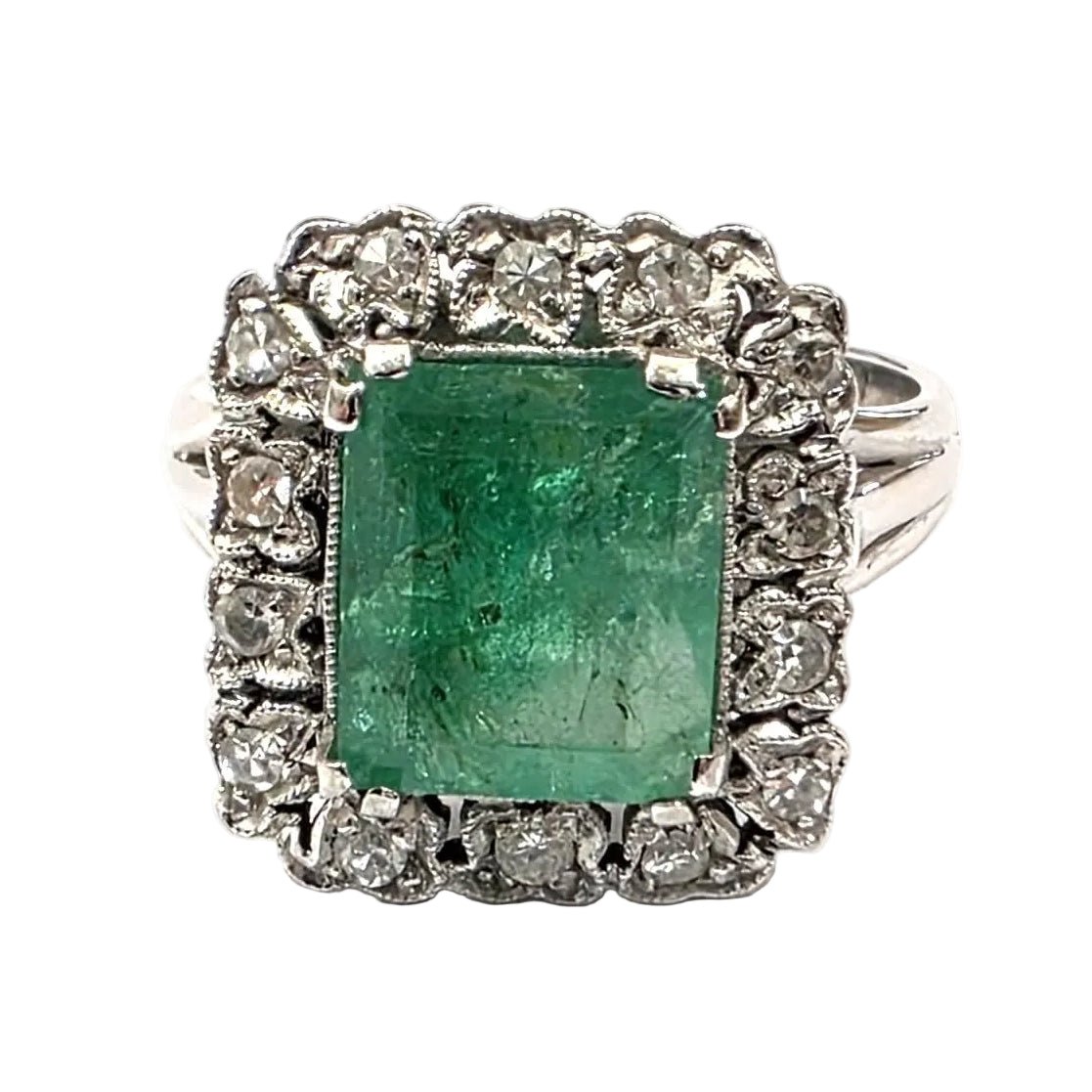 Bague Entourage en or blanc, émeraude et diamants - Castafiore