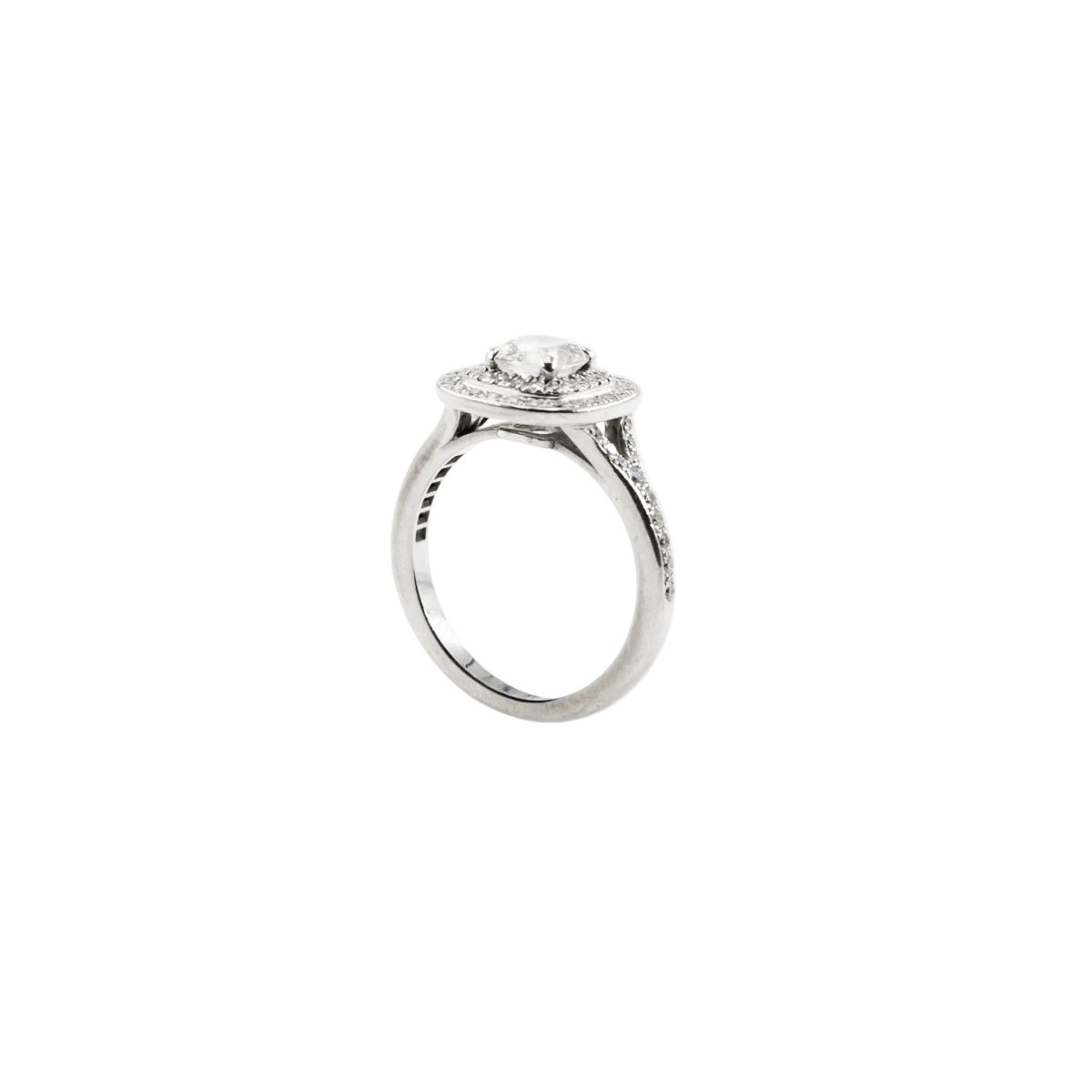 Bague Entourage en or blanc et diamants - Castafiore