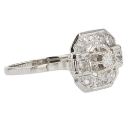 Bague Entourage en or blanc et diamants - Castafiore