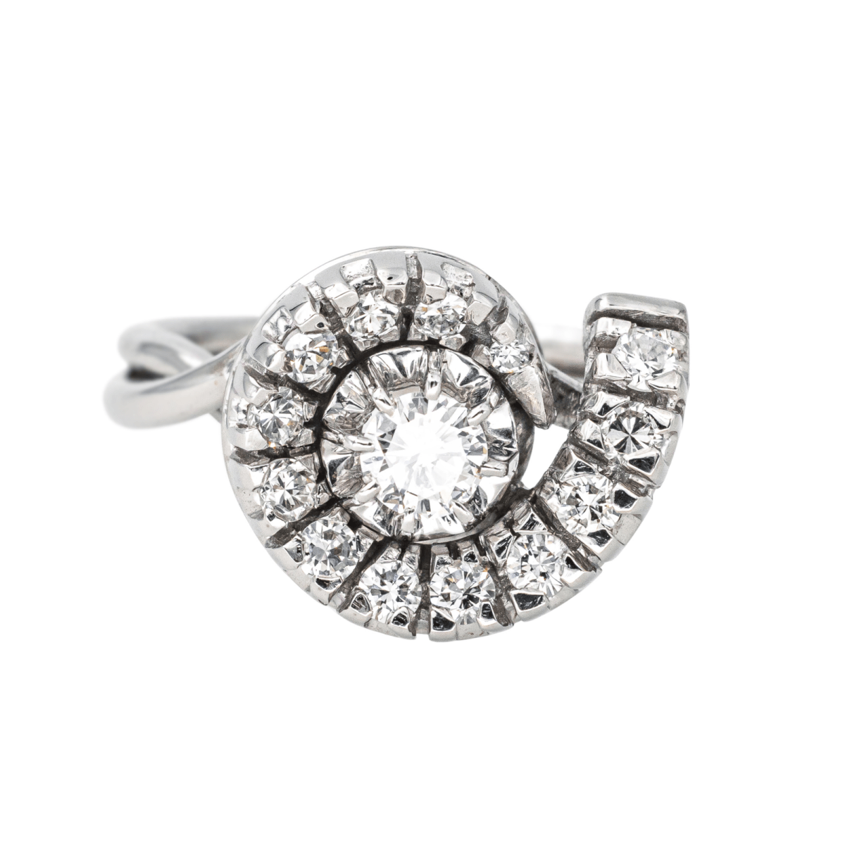 Bague Entourage en or blanc et diamants - Castafiore
