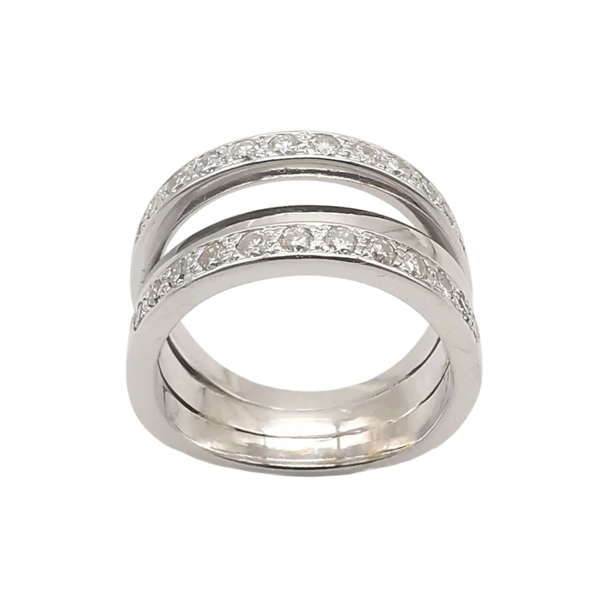 Bague Entourage en or blanc et diamants - Castafiore