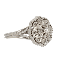 Bague Entourage en or blanc et diamants - Castafiore