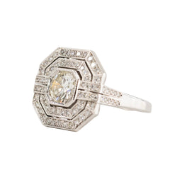 Bague Entourage en or blanc et diamants - Castafiore