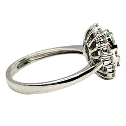 Bague Entourage en or blanc et diamants - Castafiore
