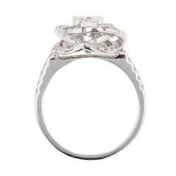 Bague Entourage en or blanc et diamants - Castafiore