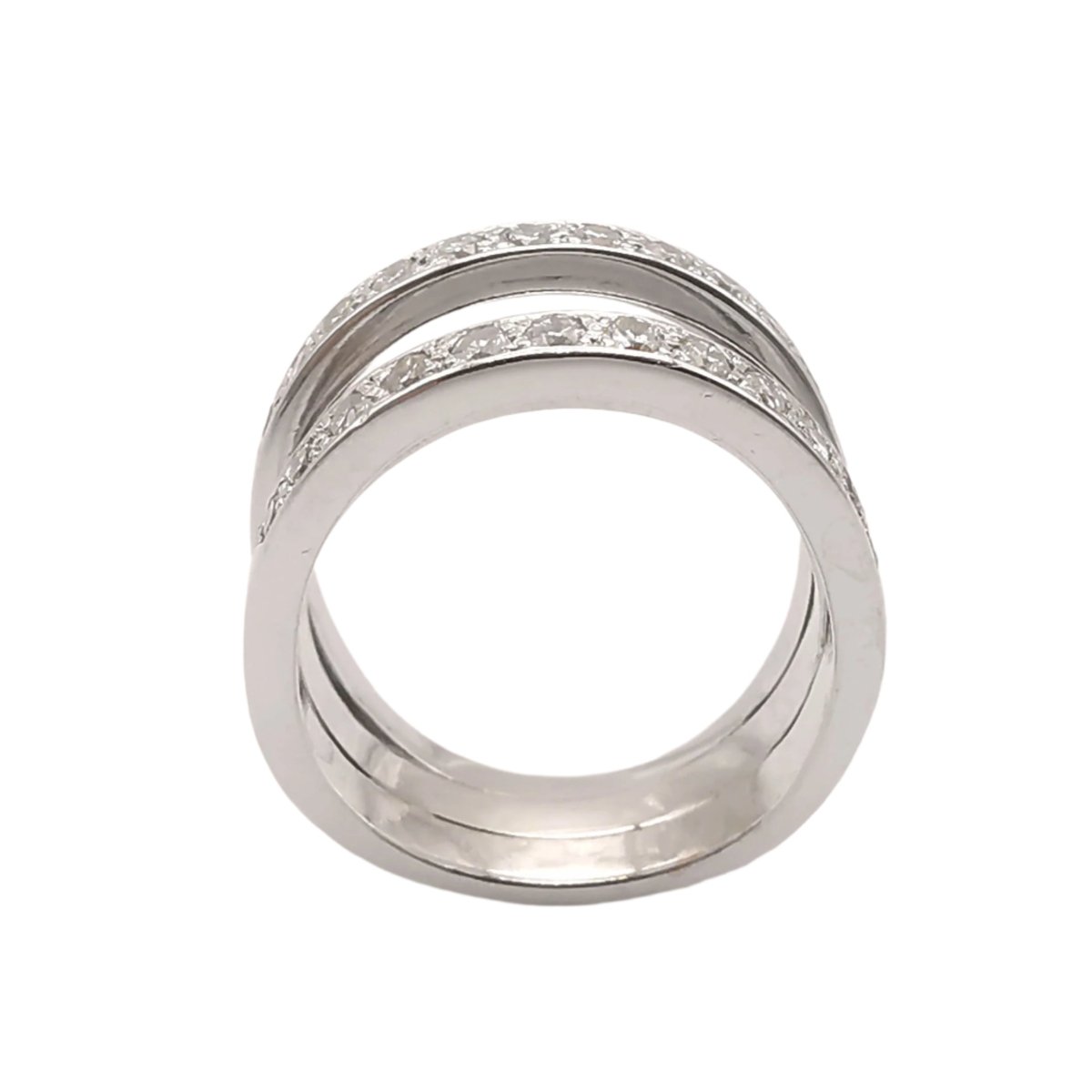 Bague Entourage en or blanc et diamants - Castafiore