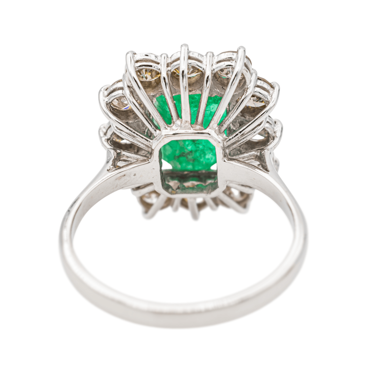 Bague Entourage en or blanc et émeraude - Castafiore